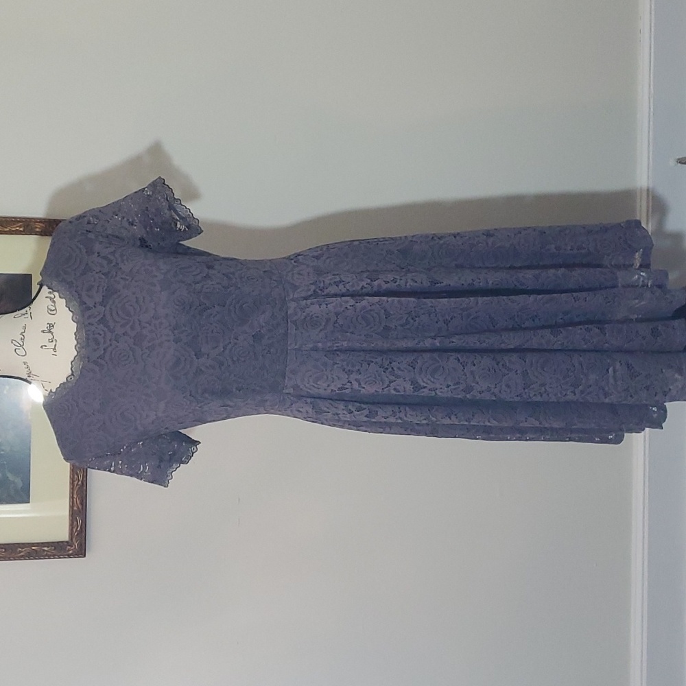 Dress Tells, gray, midi lace dress